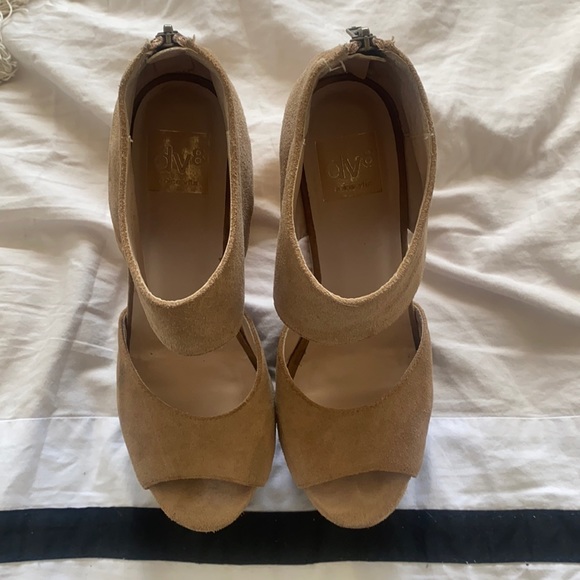 Dolce Vita Heels - Picture 2 of 7